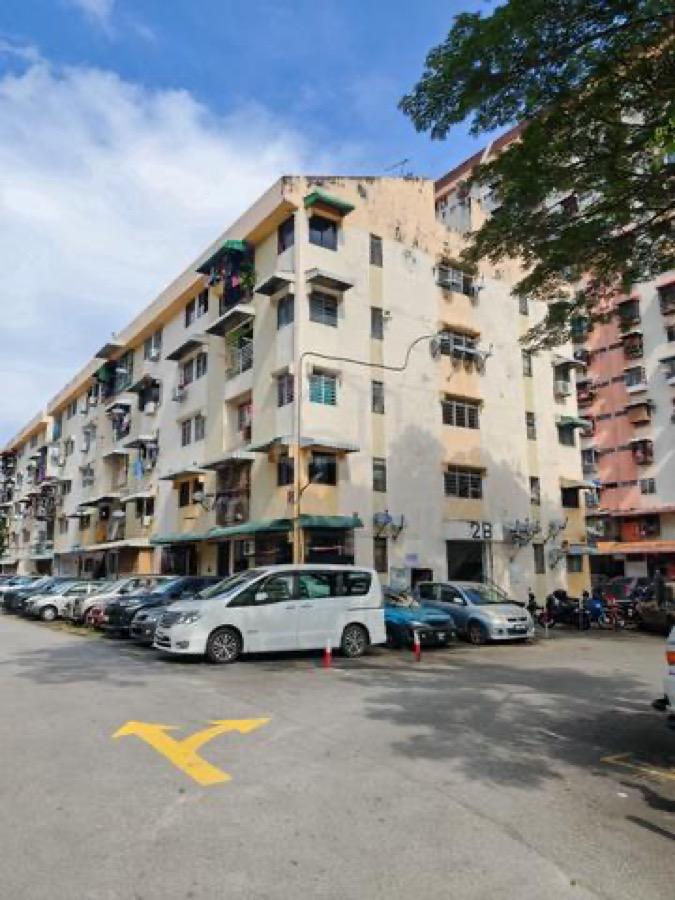 Flat in Farlim